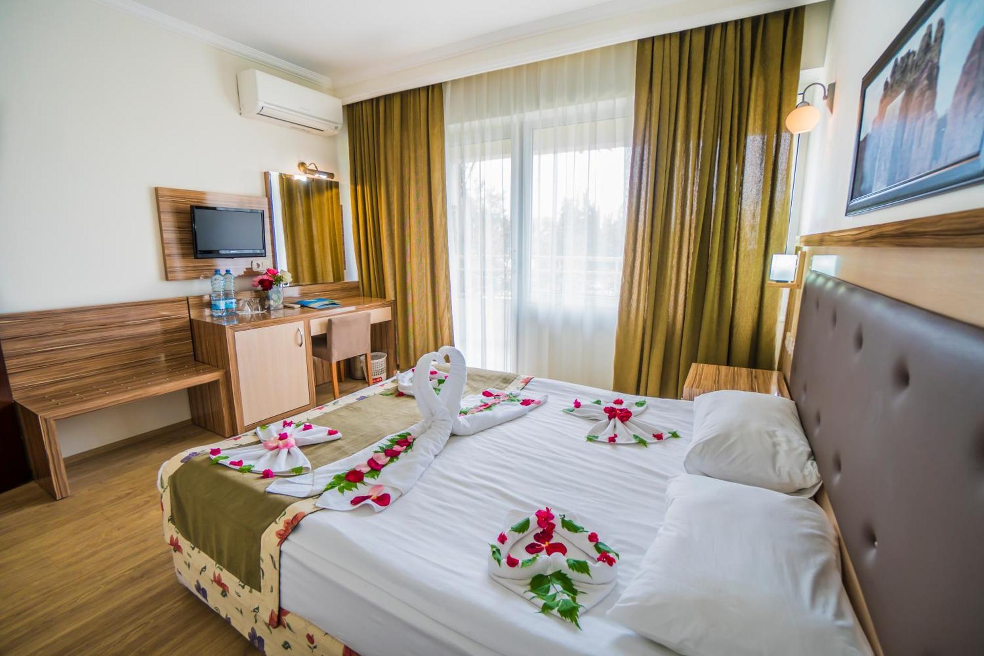 Venus Bieno Hotel Сиде Экстерьер фото