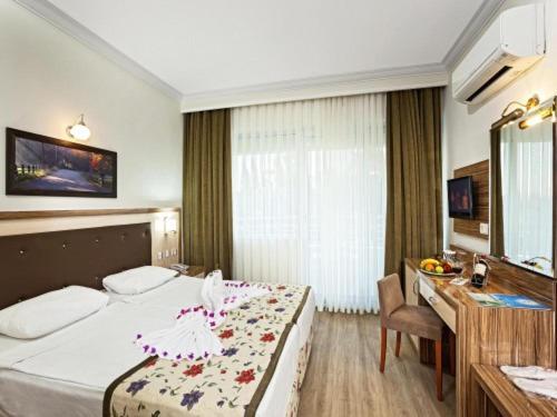 Venus Bieno Hotel Сиде Экстерьер фото